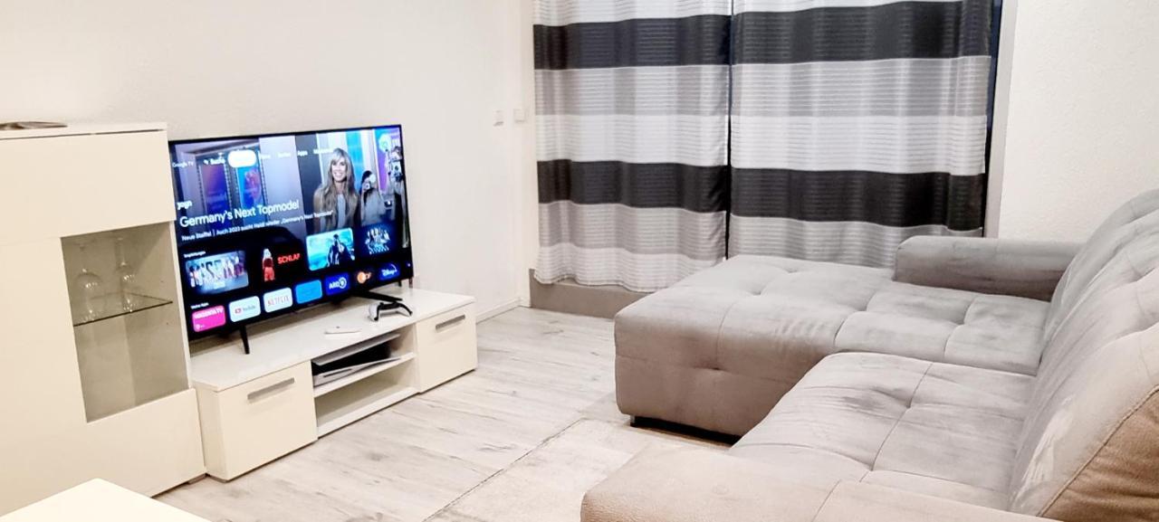 New Modern Selfcheckin Publicfreeparking Highspeed Wifi Kingsizebed Apartamento Baden-Baden Exterior foto